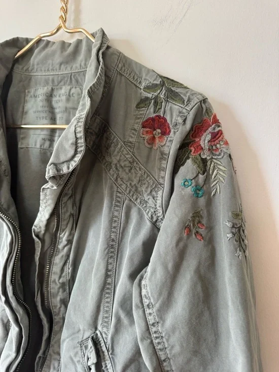 American Eagle Boho Floral Embroidered Military Army Utility Jacket M - Picture 7 of 9
